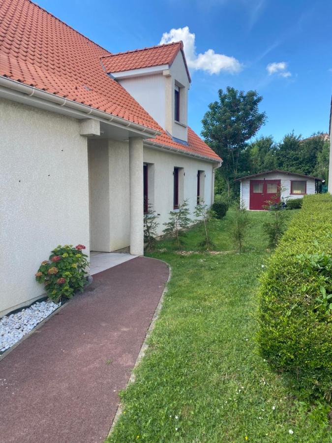 Aux Charmes 1 Bed and Breakfast Isques Buitenkant foto